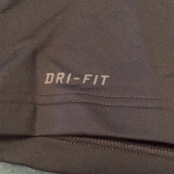 Nike Dri Fit Long Sleeve - Picture 3 of 6